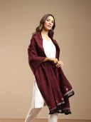 Maroon color option, Currently selected