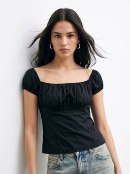 Outzidr - Black Off-Shoulder Top