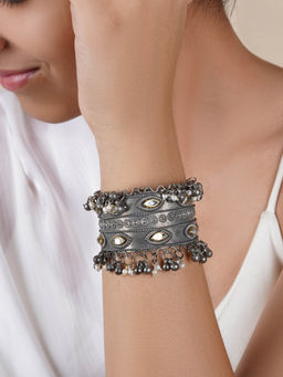 Teejh - Freyal Ghungroo Silver Oxidised Bracelet