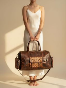 Ya Qalbi - Casual Duffel Bag With Detachable Strap - Brown
