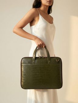 Ya Qalbi - Textured Leather Structured Handheld Handbag - Green
