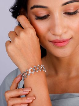 GIVA - Sterling Silver Love Of The Heart Bangle For Women