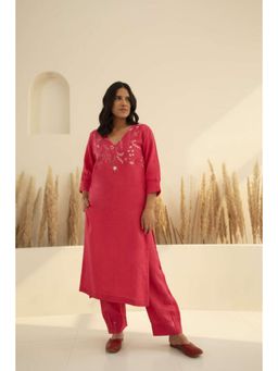 KAVANA - Women Embroidered Pink Ruhi Linen Kurta and Pant