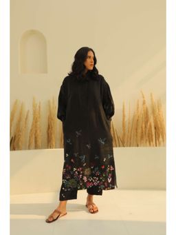 KAVANA - Women Embroidered Black Shiuli Kurta and Pant