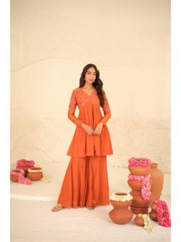 KAVANA - Women Floral Full Sleeves Niti Chanderi Kurta with Sharara