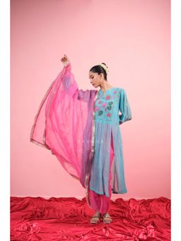 KAVANA - Women Embroidered Blue Taal Chanderi Kurta and Pant