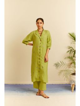 KAVANA - Women Phoolani Green Kurta with Pant