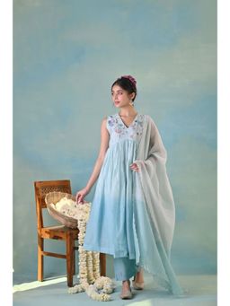 KAVANA - Women Embroidered Kumud Anarkali Kurta with Pant