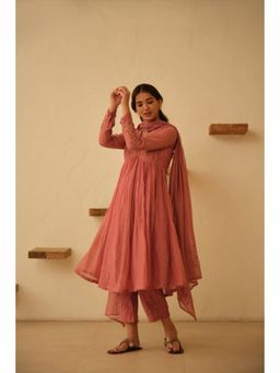 KAVANA - Women Floral Full Sleeves Mauve Hand Embroidered Chanderi Kurta with Pant