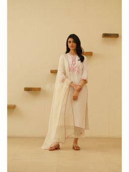 KAVANA - Women White Farog Embroidered Straight Kurta with Pant