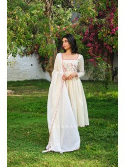 KAVANA - Women Floral Full Sleeves Kiwi Anarkali Kurta with Pant