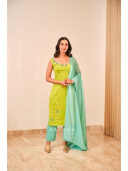 KAVANA - Women Embroidered Green Satrangi Kurta with Pant
