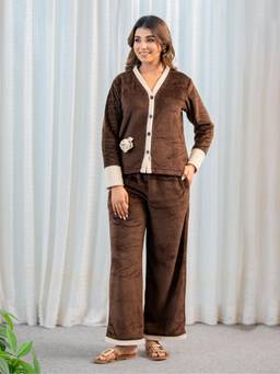 FEATHERS CLOSET - Brown Super Soft Woollen Broach Cardigan With Pyjama