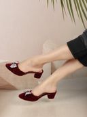 Maroon color option, Sold out, Currently selected