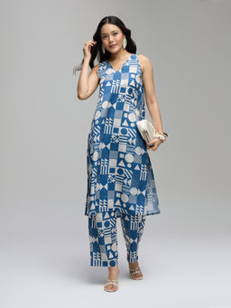 Gajra Gang - Blue Crepe Geometric Print Kurta With Straight Pant Kurta Set Boho Naari (Set of 2)