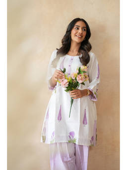 CHHAAP TILAK - Firoza White Farshi Floral Printed Kurta