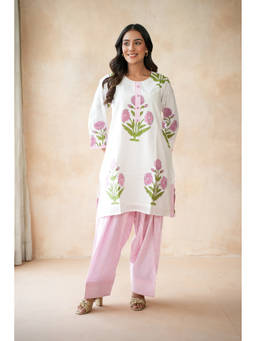 CHHAAP TILAK - Pankhuri White-Pink Farshi Floral Printed Kurta