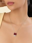 Red color option, Sold out, Currently selected