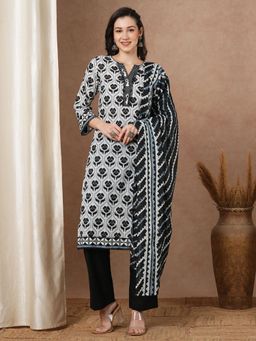FASHOR - Ethnic Printed Straight Fit Kurta with Pant & Dupatta - White (Set of 3)