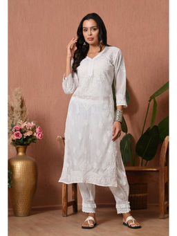 FASHIONABLE CHIKAN HANDIKRAFT - Women White Chikankari Hand Embroidered Long Kurta