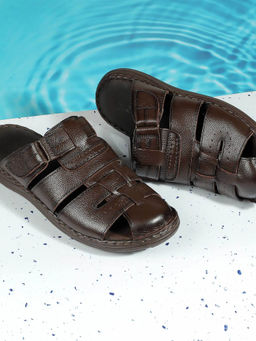 Mochi - Men Brown Sandals
