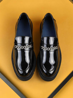 Mochi - Men Black Loafers