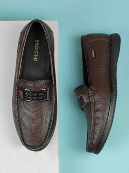 Mochi - Men Brown Loafers