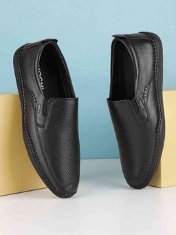 Mochi - Men Black Loafers