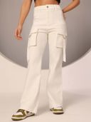White color option, Sold out, Currently selected