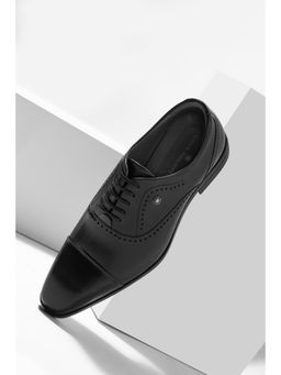 Louis Philippe - Men Black Leather Brogues