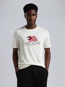 Tommy Hilfiger - Men's Off White Cotton Regular Fit Printed T-Shirt