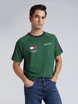 Tommy Hilfiger - Men's Green Cotton Regular Fit Solid T-Shirt