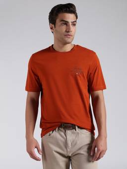Tommy Hilfiger - Men's Rust Cotton Regular Fit Solid T-Shirt