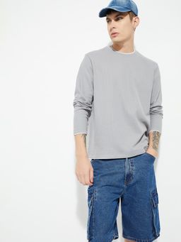 max - Men's Grey Cotton Regular Fit Solid T-Shirt