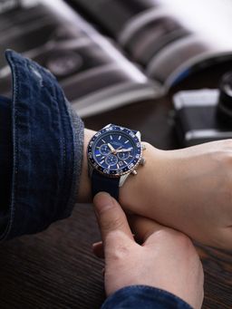 French Connection - Raptor Men Silicon Round Blue Dial Watch-FCP50U (Medium)