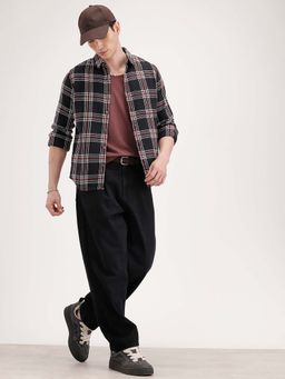 WROGN - Regular Fit Textured Checkered Shirt - Black