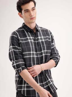 WROGN - Regular Fit Checkered Shirt - Black