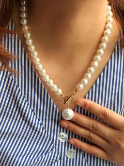 Peora - Gold Plated Beads Studded Pendant Necklace Fashion Stylish Jewellery