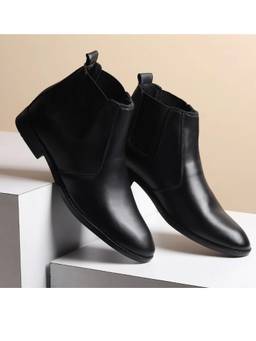 HAYES LONDON - Genuine Leather Chelsea Boots for Men - Black