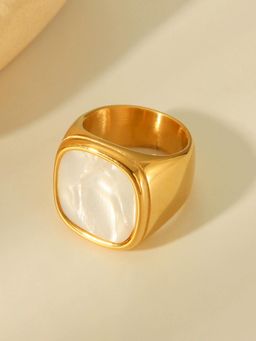 AQUASTREET - Mens White Shell Square 18K Gold Plated Waterproof Anti-Tarnish Ring