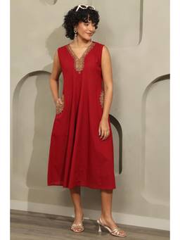 Soch - Women Maroon Solid/Plain Cotton Flex Dress with Pair Of Unstitched Sleeves