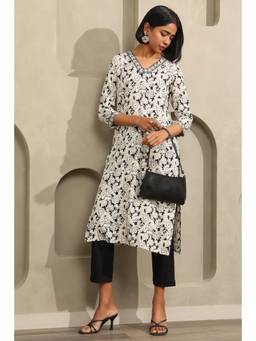 Soch - Women Black Floral Rayon Kurta