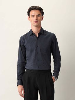 Arrow - Men Grey Self Design Formal Shirt