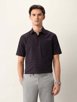 Arrow - Men Maroon Self Design Formal Shirt