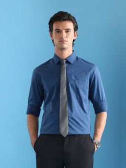 Arrow - Men Blue Self Design Formal Shirt