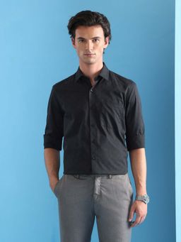 Arrow - Men Black Solid Formal Shirt
