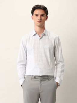 Arrow - Men Grey Checks Formal Shirt