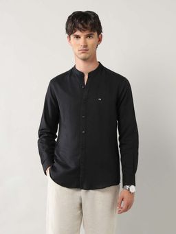 Arrow Sports - Men Black Solid Casual Shirt
