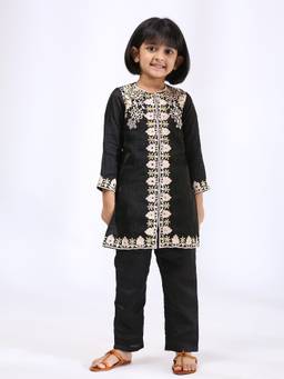 Neha Gursahani - Black Embroidered Kurta With Pant