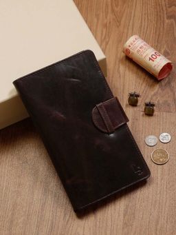 Louis Stitch - Men Coffee Brown Leather Passport Holder in Brown